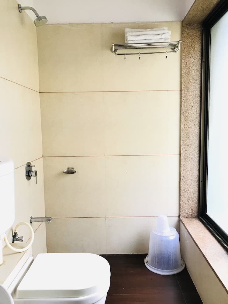 Sapphero Harshraj Resort