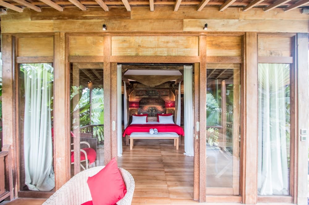 Marika Sawah Villas-4Bedroom Private Pool