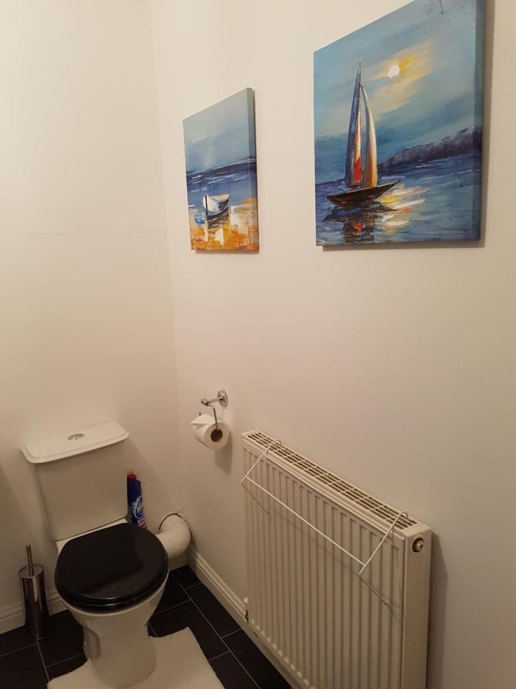 Bathgate Contractor and Business Apartment