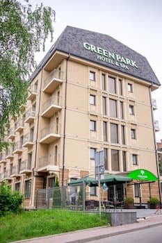 Green Park Hotel