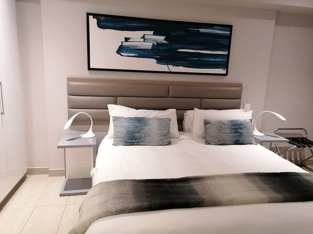 Pearls of Umhlanga, or Oceans - Marina Apartments Private
