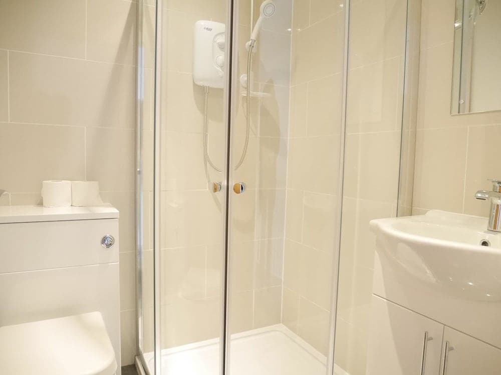 Lower Gill Gardens Penthouse