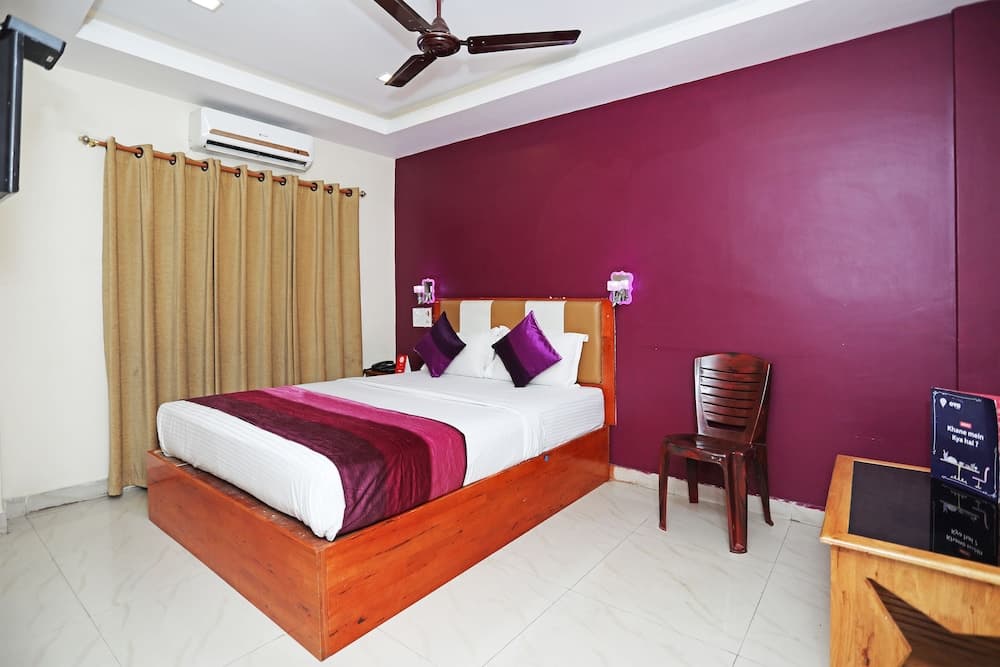 OYO 5975 Hotel SKS Goldmine