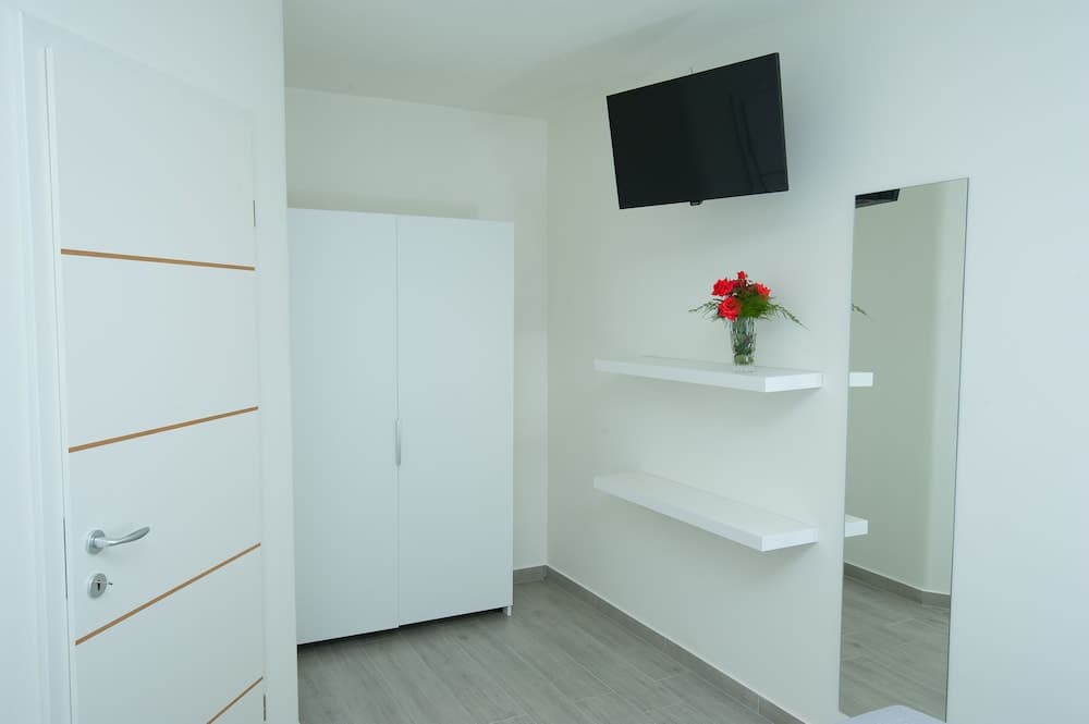 Seaside Luxury Suites