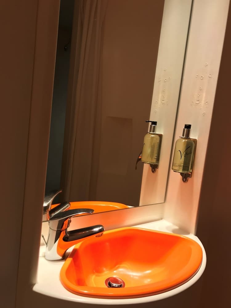 Easyhotel South Kensington