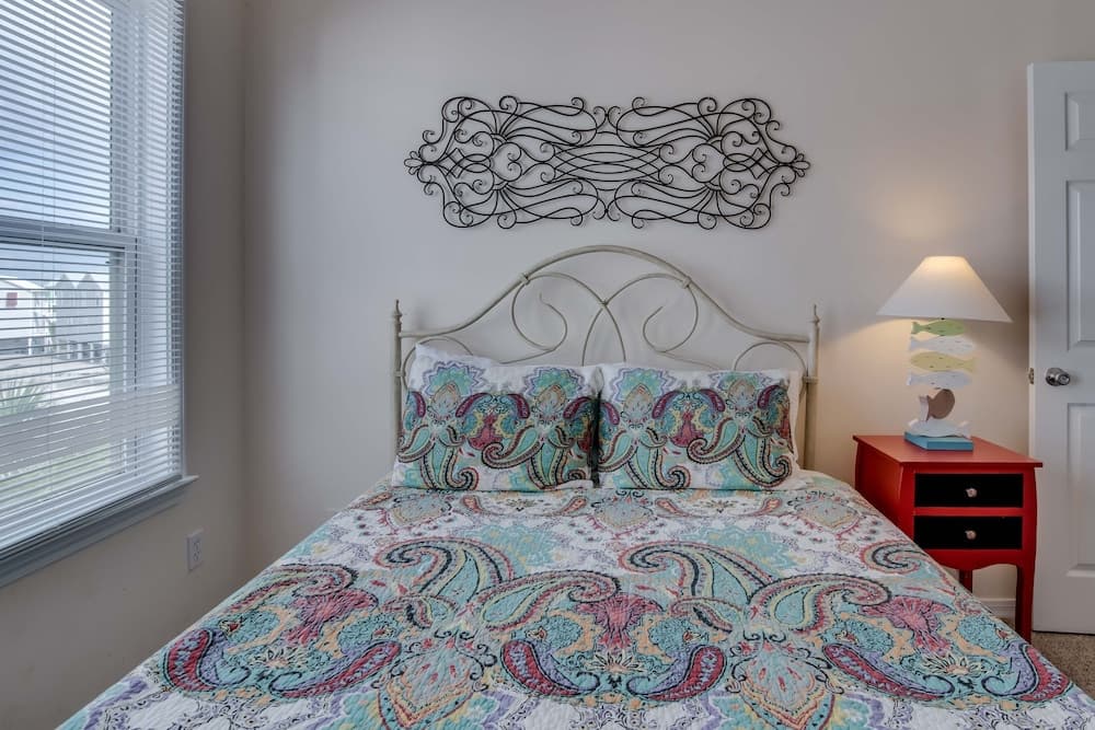 Spinnaker Pointe Unit 3B