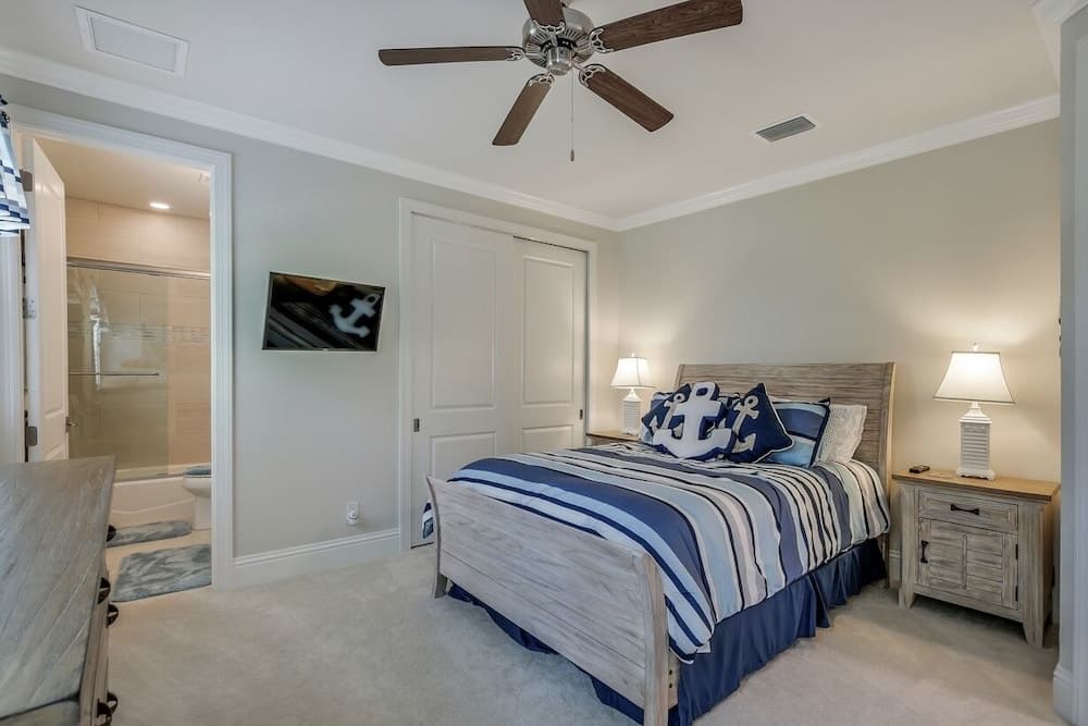 Breakwater Home #54005