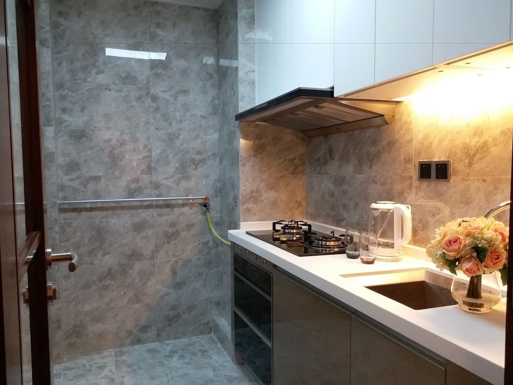 Shengang Apartment North Raiway