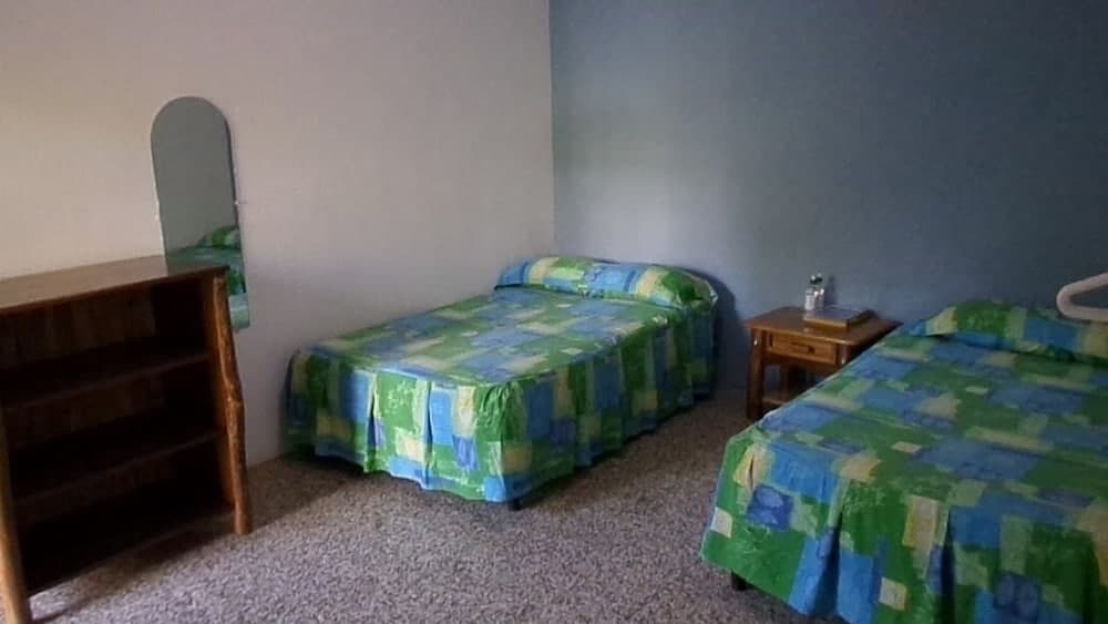 Hotel Viñas del Lago