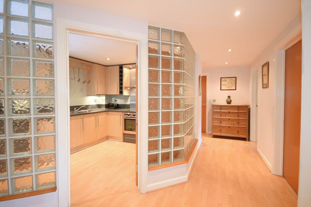 Town or Country - Greenwich Apartments