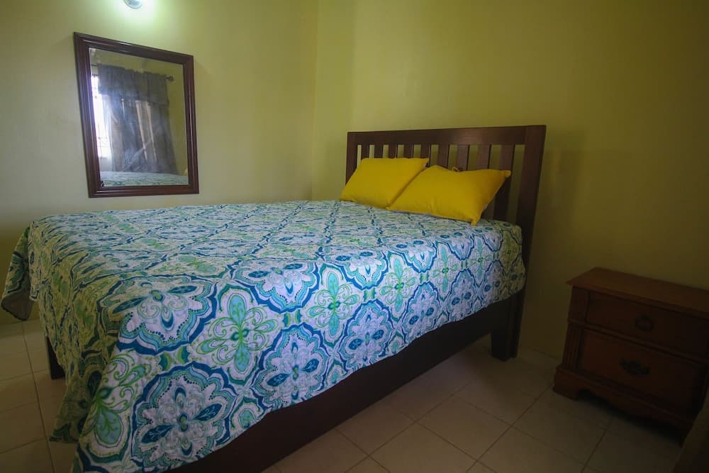 Blue Hills -Ocean View