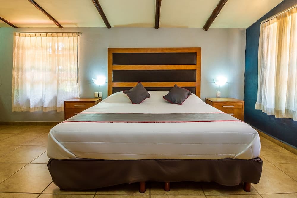 Hotel Boutique Hacienda Coyotes