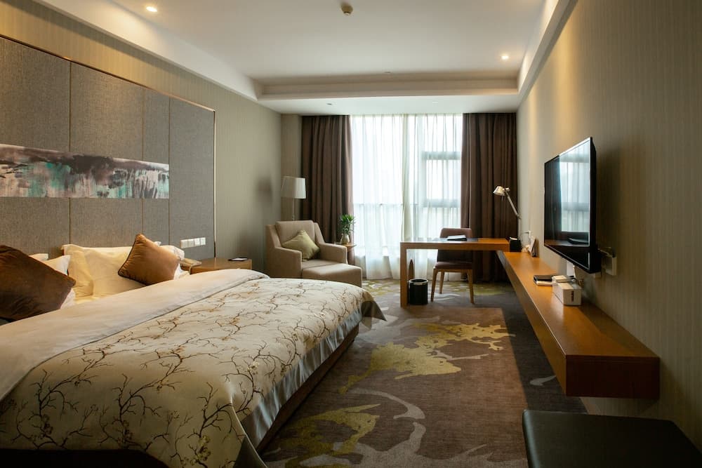 Suzhou Canal Garden Hotel