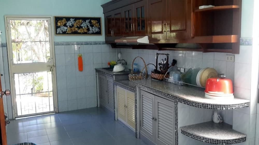 Maliwan Holiday Home