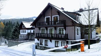 Apartmány Hradečanka