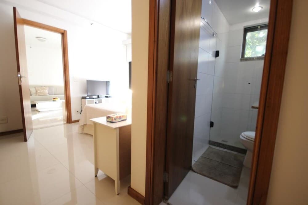 GoHouse San Martin 202