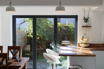 Luxury Victorian Garden Apartment