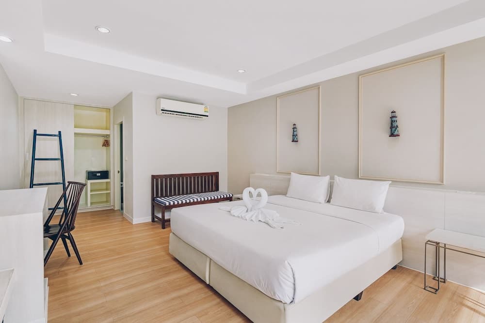 Combo Beach Hotel Samui