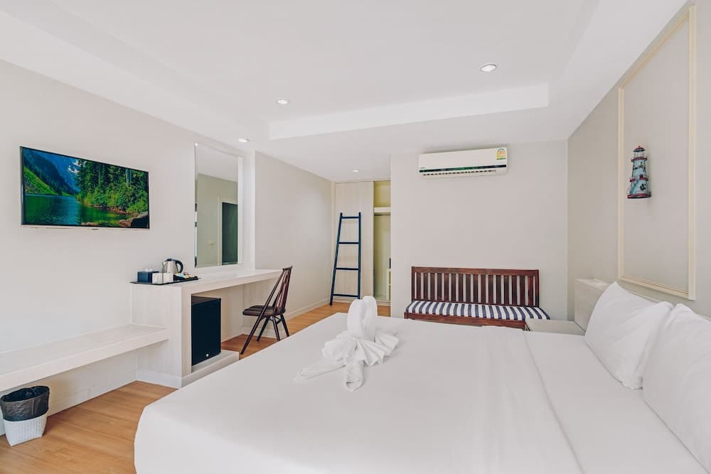 Combo Beach Hotel Samui