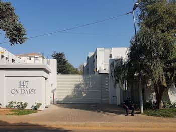 Sandton Executive Suites on Daisy