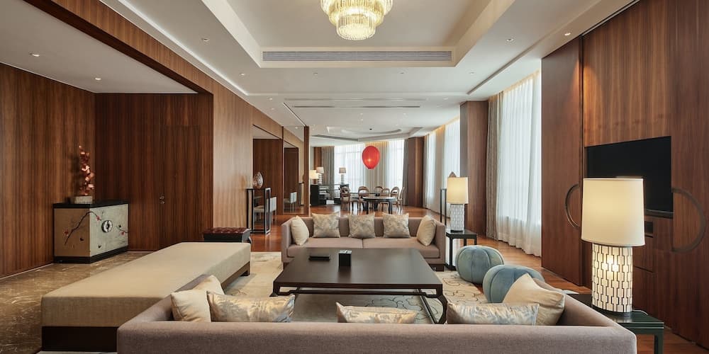 HUALUXE Ningbo Harbor City by IHG