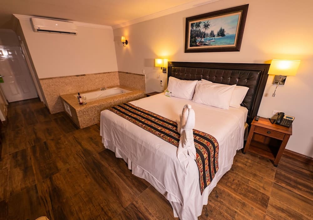 Bella Terra Laguna Azul Resort & Spa