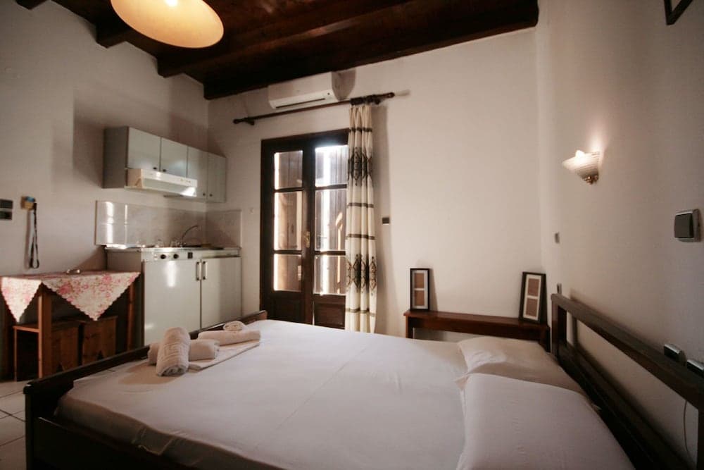 Chania Rooms