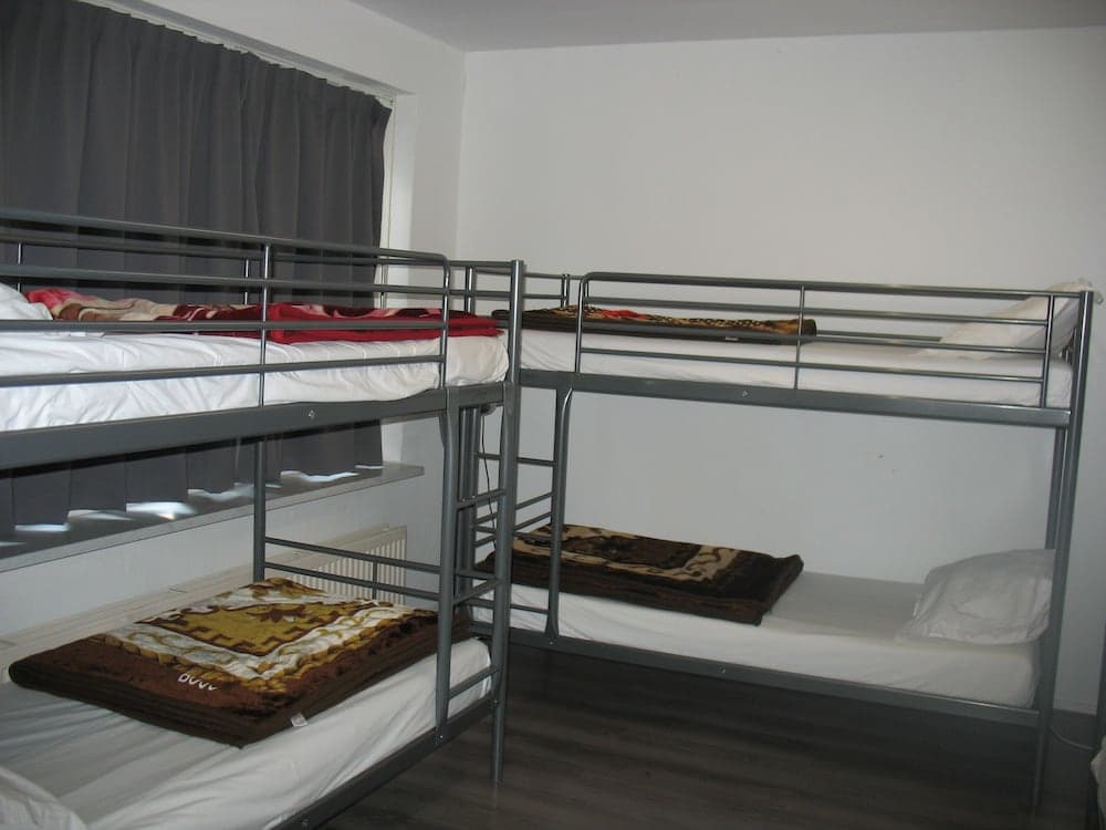 Guest House Amsterdam - Hostel