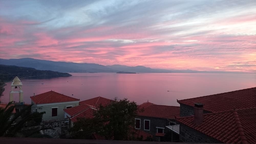 The Schoolmistress With the Golden Eyes