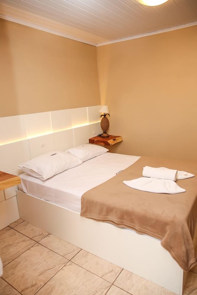 Hospedaria Farm Home