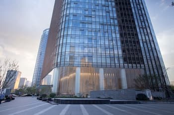 Riverside Apartments