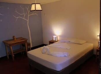 Hostal MALINCHE LEON