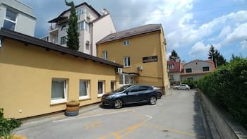 Rooms Villa Antunovac