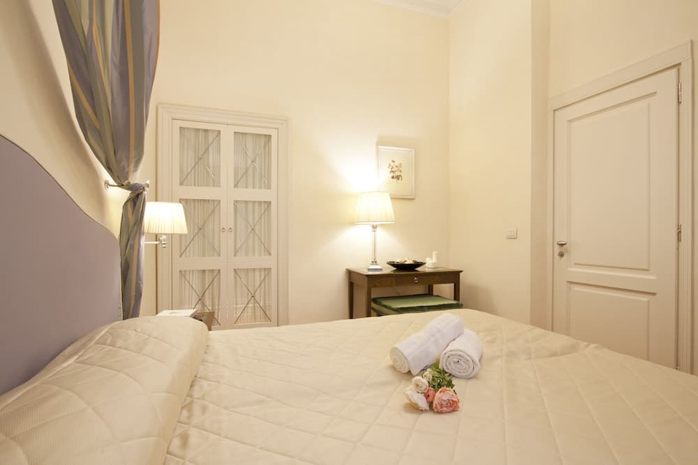 Serristori Palace Residence