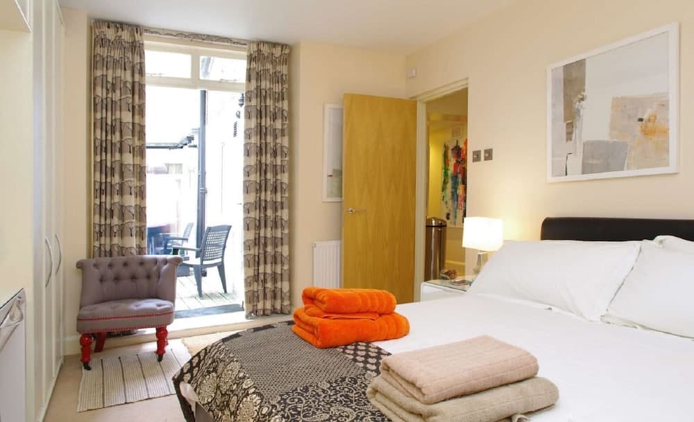 The London Agent Chelsea Finborough