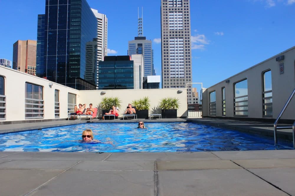 King Deluxe Apartments