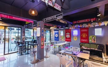 Goldengate Guesthouse - Hostel