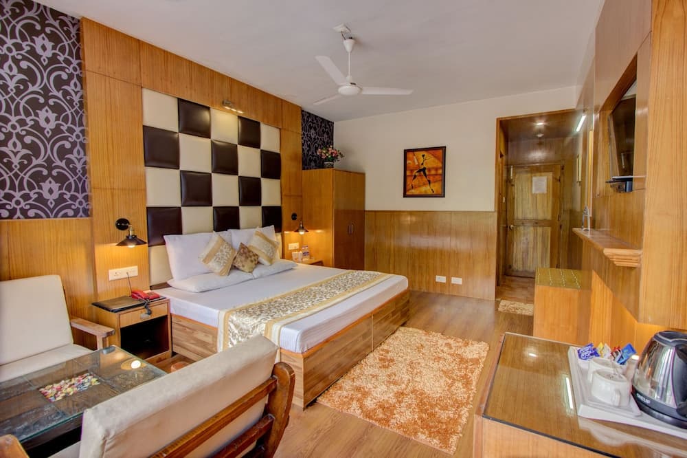 Hotel Natraj Pure Veg