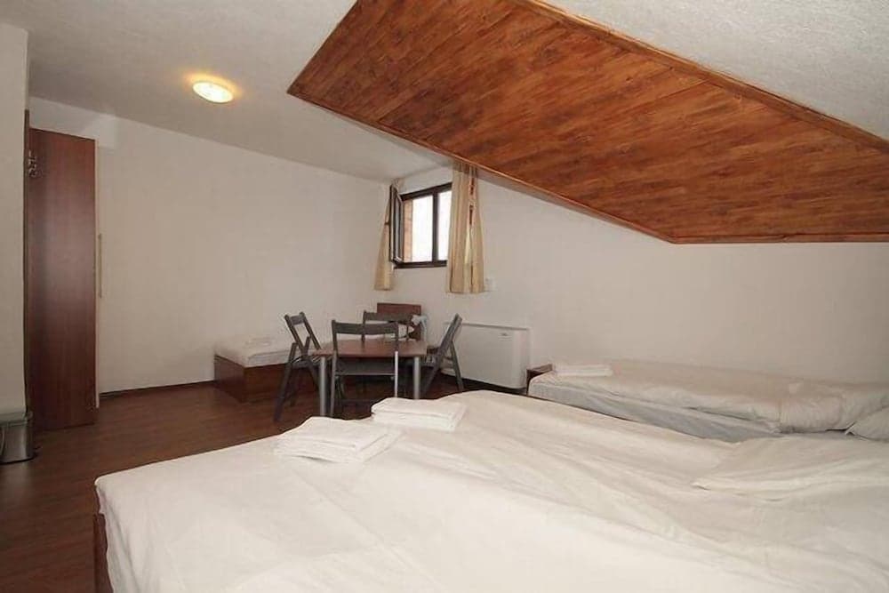 Yan BibiYan Guest House