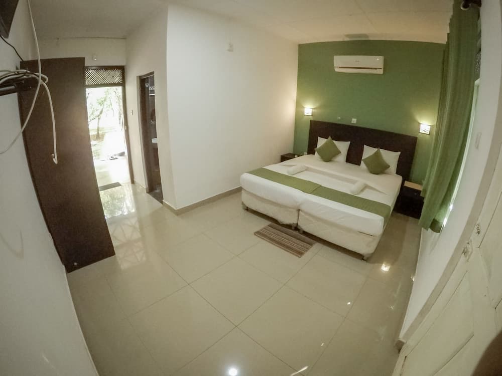 Apsaras Resort Sigiriya