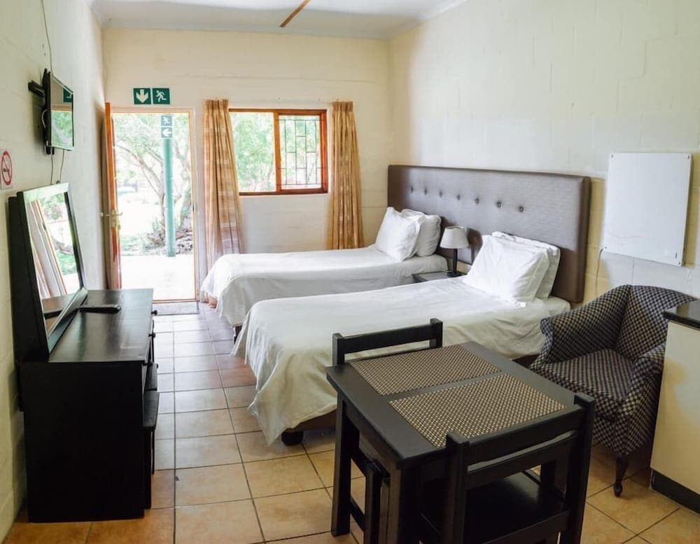 Kingfisher Hollow Exclusive Guest House