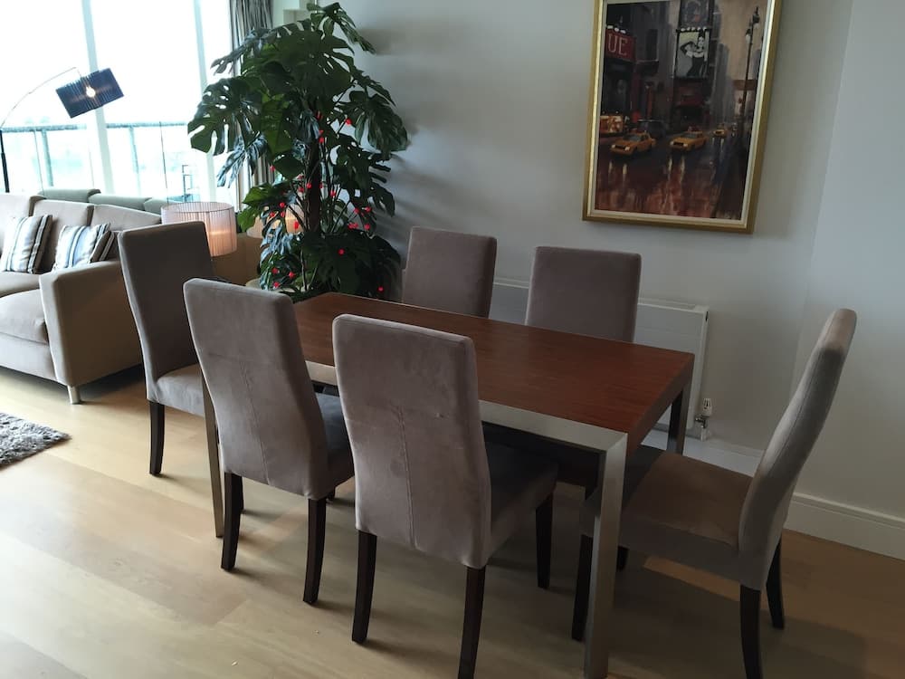 Dublin At Home Adelphi House