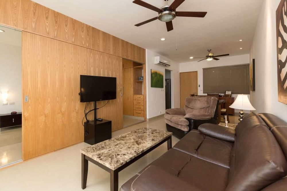 Studio one 203 by CocoBR