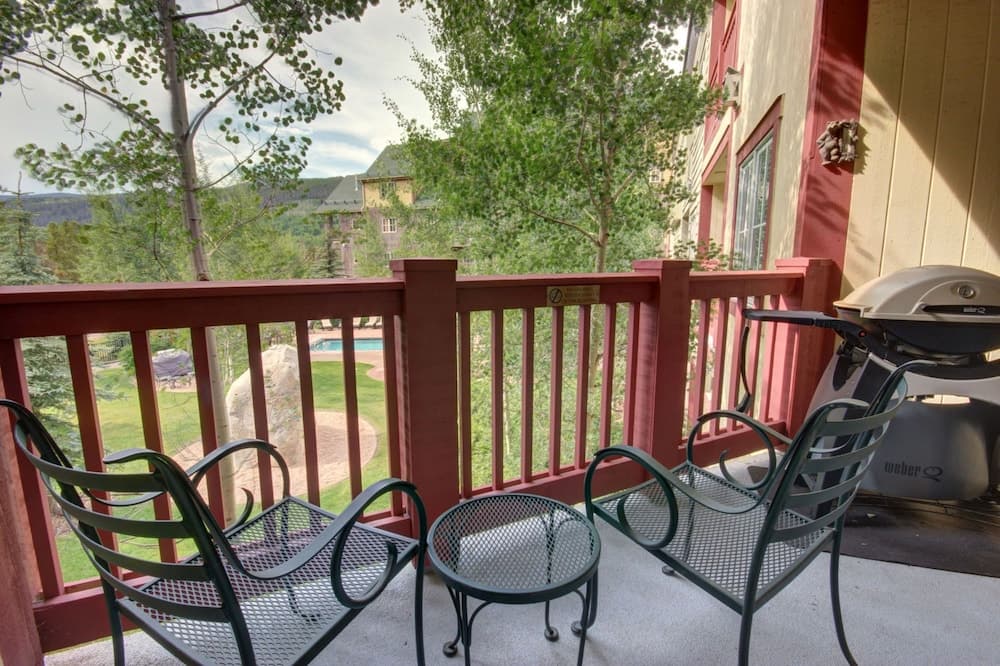 Expedition Station 8590 by SummitCove Vacation Lodging