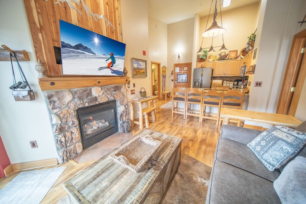 Hidden River Lodge 5977 by SummitCove Vacation Lodging