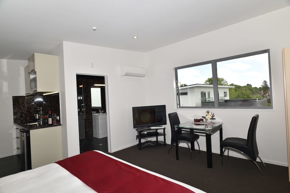 103 Prince of Bealey Motel