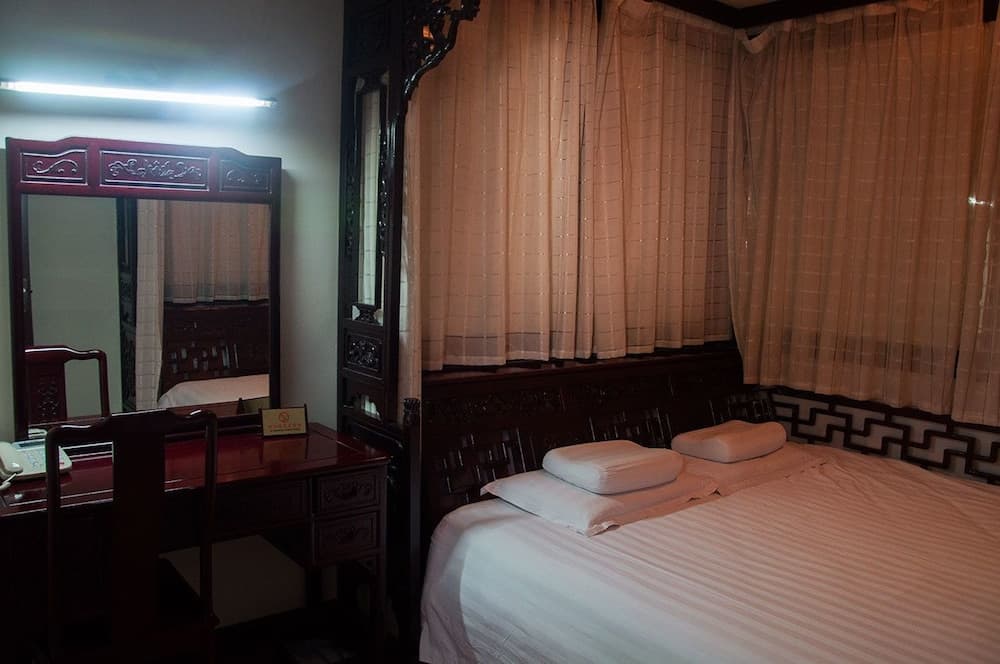 Huangshan Old Street Hotel