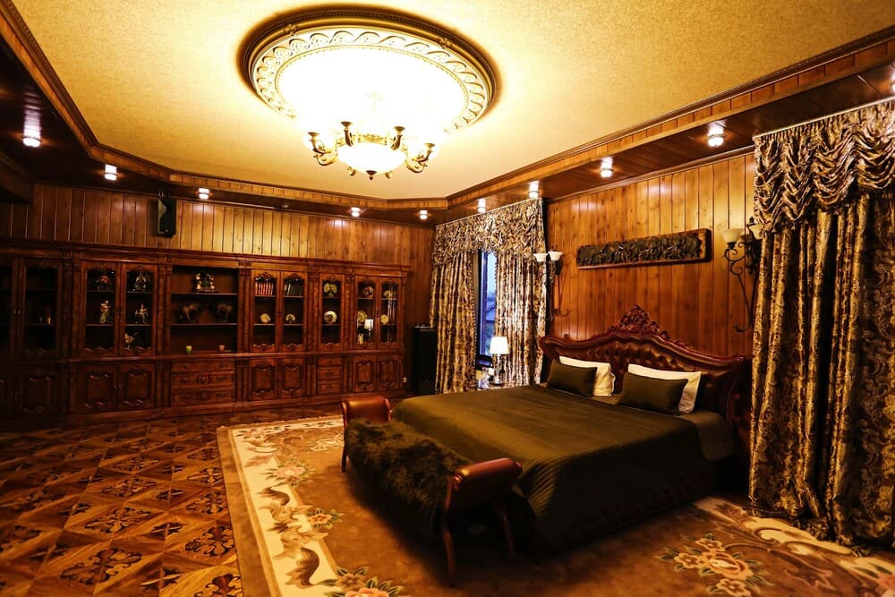 Banniy Klub Shangri-La