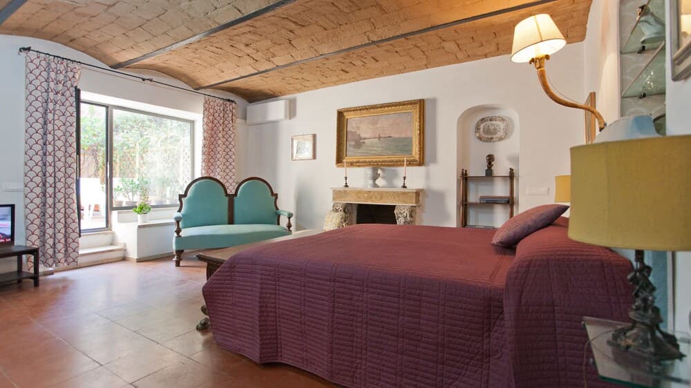 Rental in Rome Arco Ciambella Studio