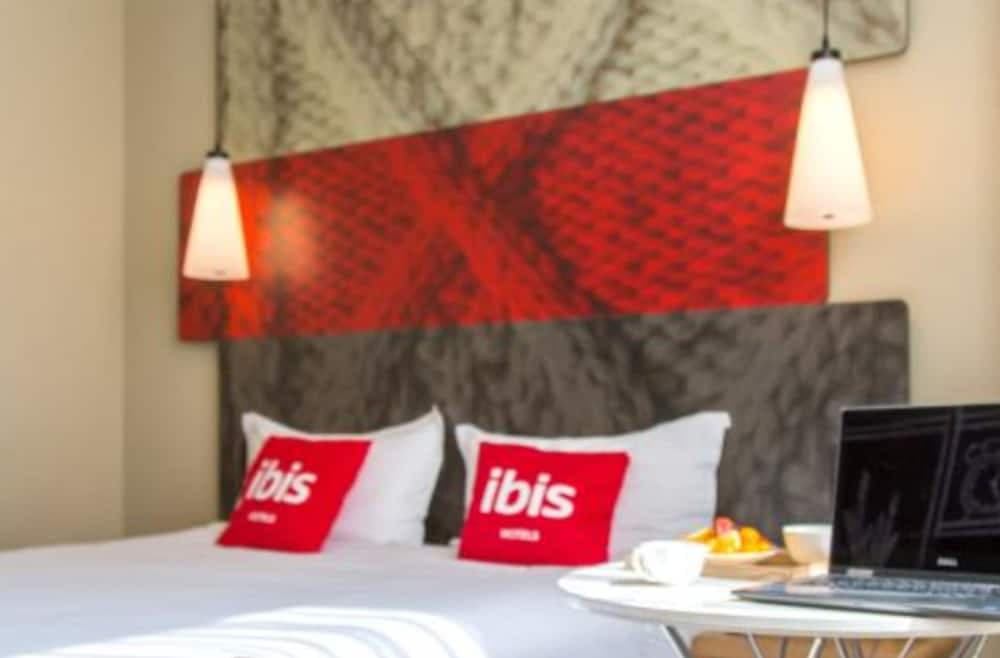 ibis Lanzhou Wuquan Square